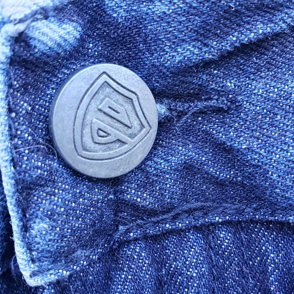 Encrypted Supply Company bleached distressed short - Picture 6 of 10